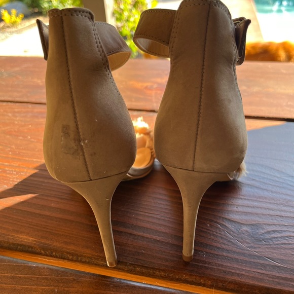 Vince Camuto Fringed Heels,Size 8 NWOT - Picture 4 of 7
